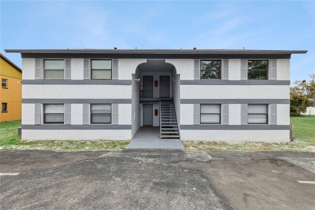 Building Photo - 46 N Fairfax Ave Unit 46