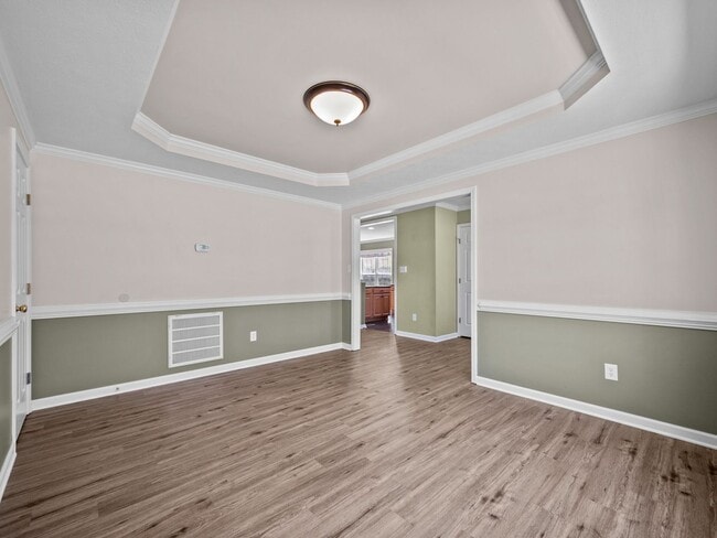 Photo - Welcome to Hyannis Court!