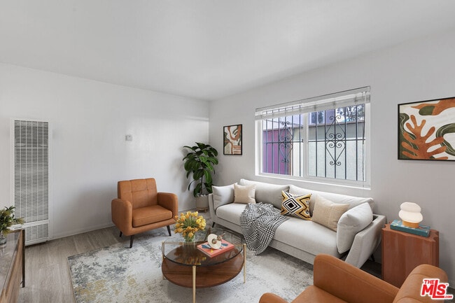 Photo - 717 Ocean Front Walk Unit C