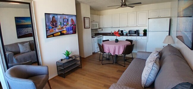 Photo - 2240 Kuhio Ave.