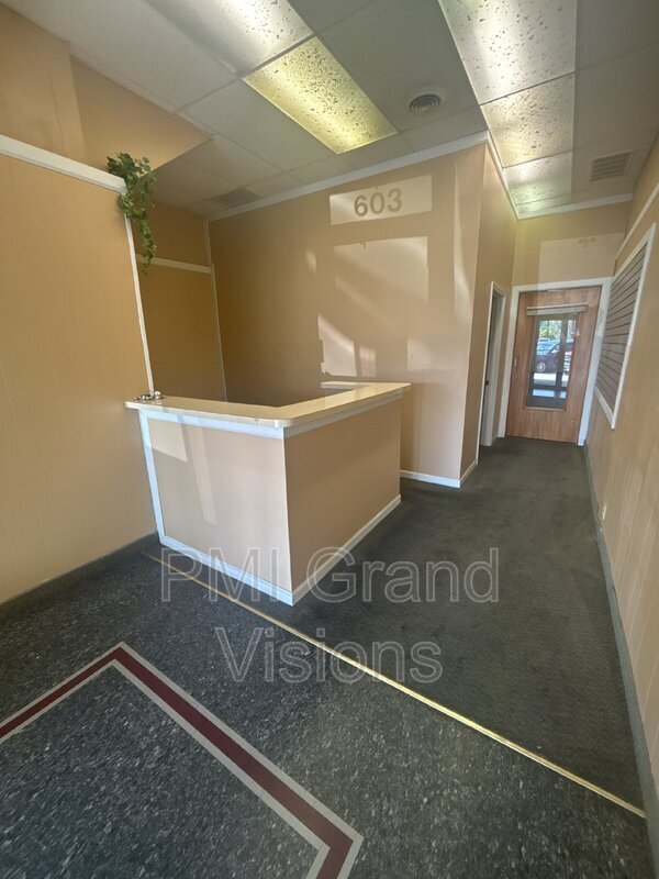 Photo - 603 Monroe Ave