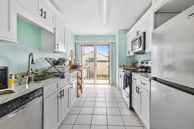 Photo - 603 SW Jeanne St