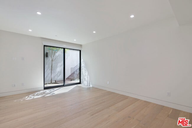 Photo - 4053 Sapphire Dr