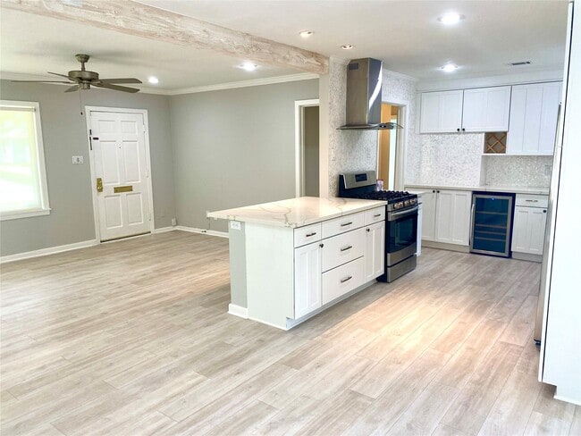 Photo - 1717 Althea Dr