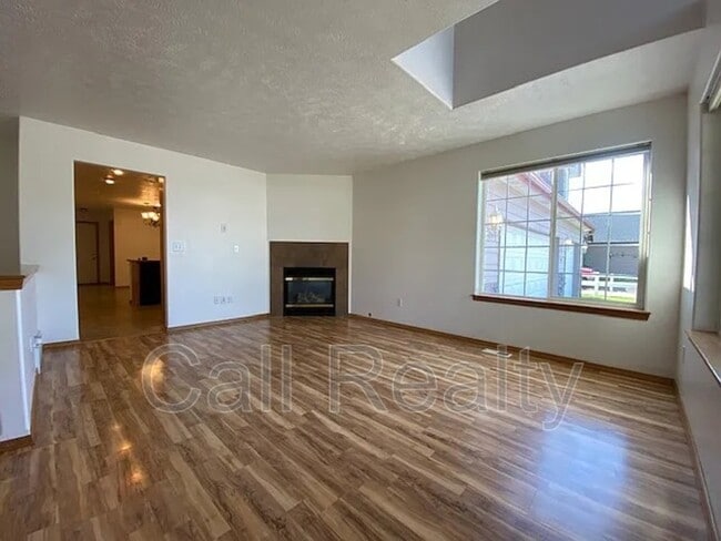 Photo - 921 S Shelley Lake Ln