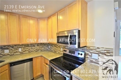 Photo - 2139 E Emerson Ave