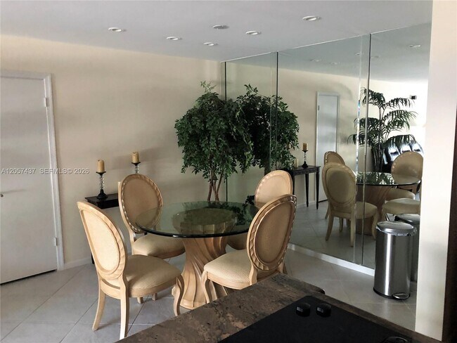 Photo - 6339 Bay Club Dr Unit 2