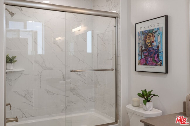 Photo - 1759 N Gower St Unit 203