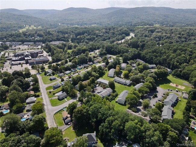 Photo - 28 Marshall Dr