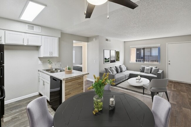 Photo - Catalina Ridge