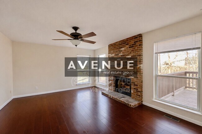 Photo - 308 Oak Top Ct