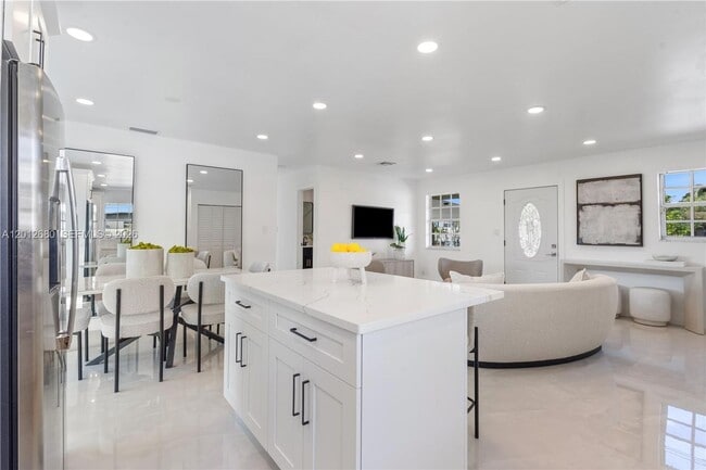 Photo - 1360 SW 6th Terrace