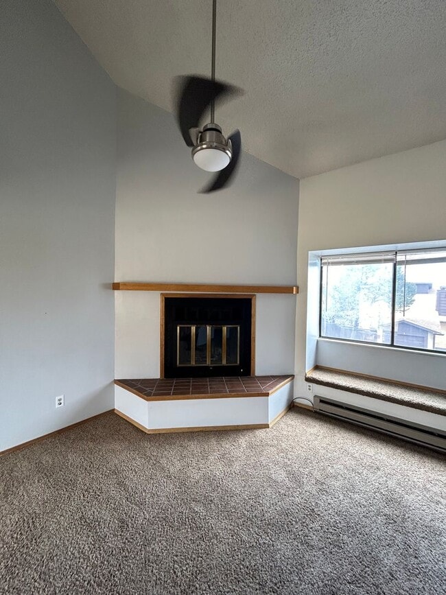 Photo - 1 Bedroom 1 Bathroom Townhome