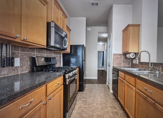 Photo - 20239 Goss Hollow Ln