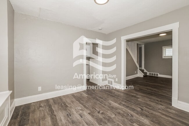 Photo - 4907 Gifford Ave