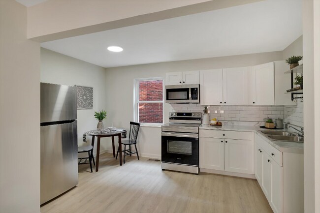 2649 Keokuk St Unit 1R