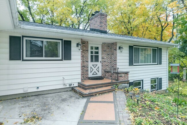 Photo - 2113 Westchester Rd