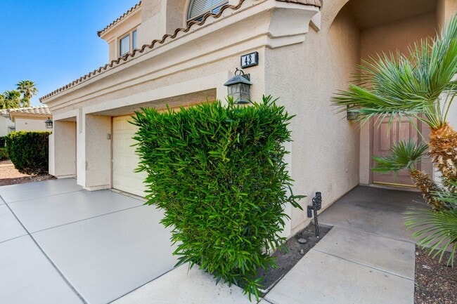 Photo - MASSIVE 5 BEDROOM, 2 STORY HOME IN DESIRABLE RHODES RANCH GOLF COURSE COMMUNITY!
