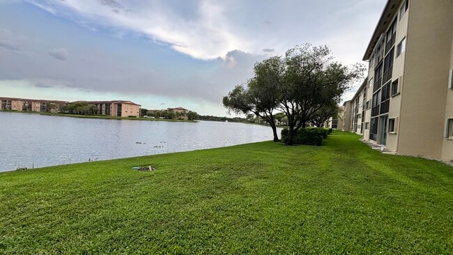 Photo - 1001 SW 141st Ave Unit 311k
