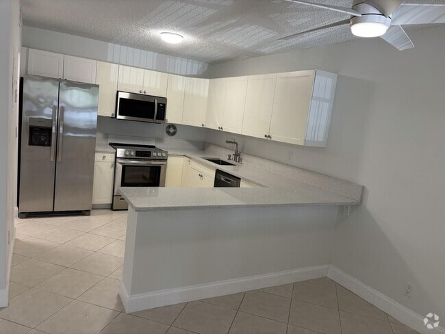 Building Photo - 124 Stratford I Rental