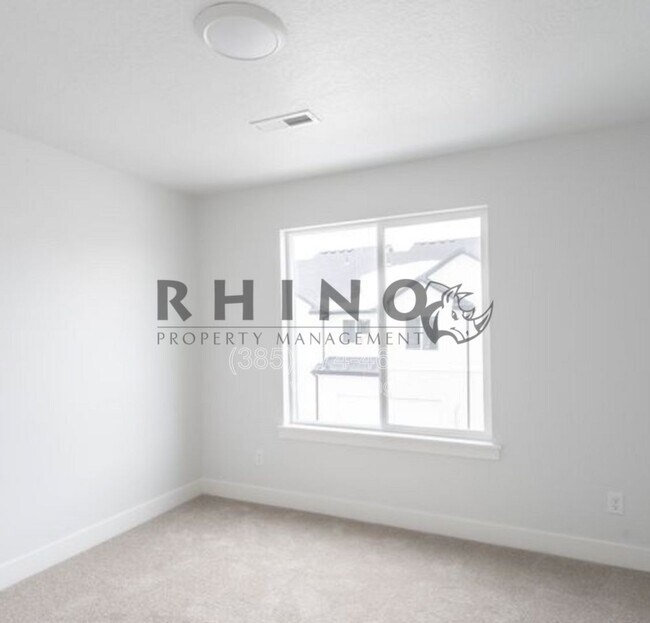 Photo - 1979 N 3960 W