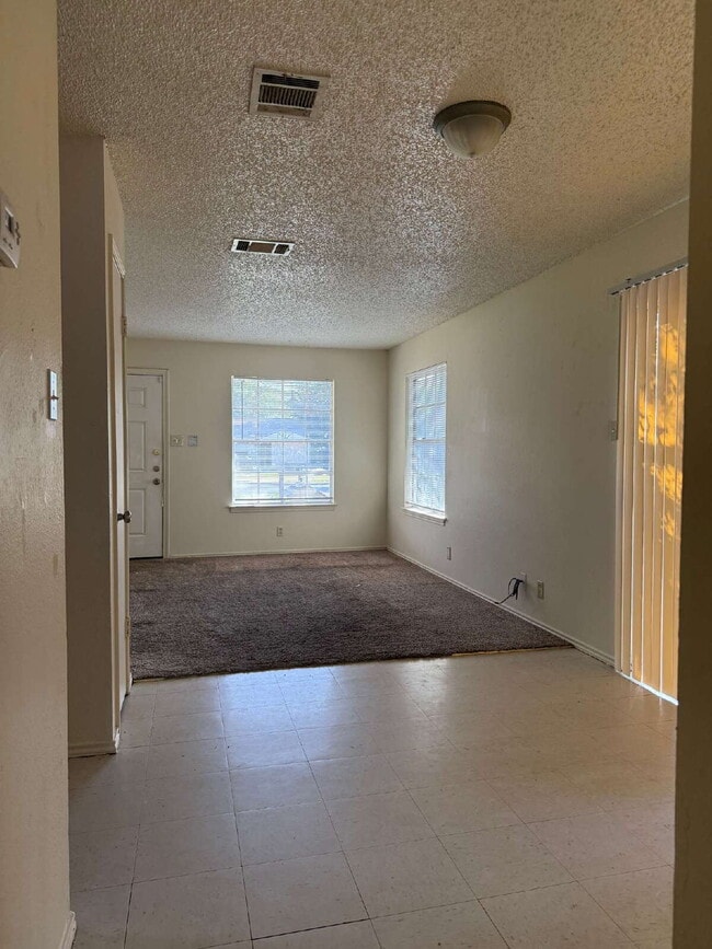 Building Photo - 5219 Meadow Rise St Rental