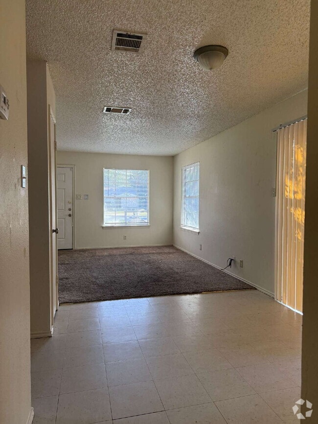 Building Photo - 5219 Meadow Rise St Rental