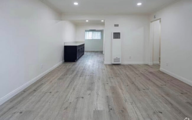 Photo - 1401 Superior Ave Unit A