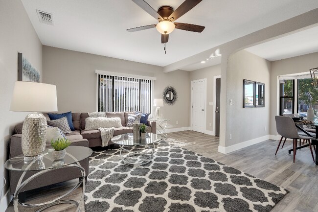 Photo - 5360 15th Ave