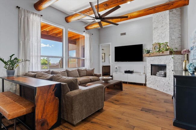 Photo - 3314 W Here to There Dr