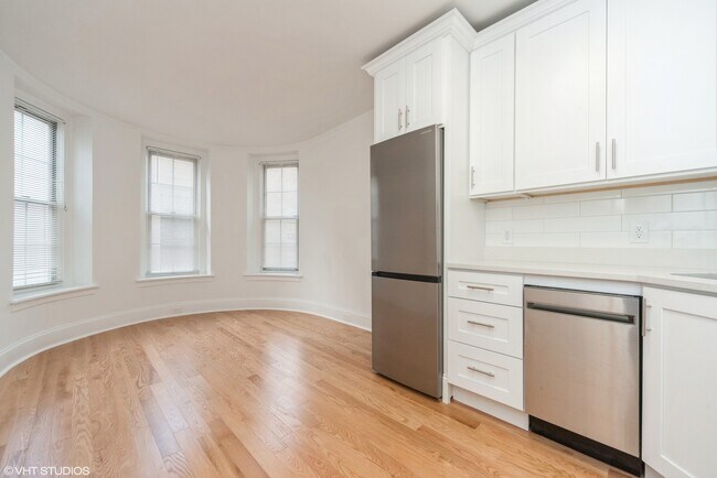 Photo - 44 Clearway St Condo Unit 8