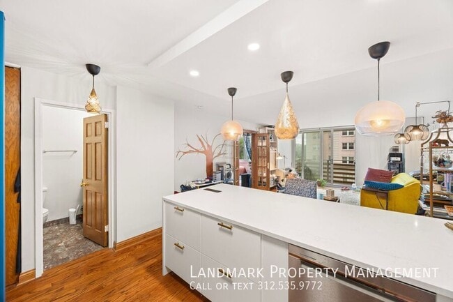 Photo - 5601 N Sheridan Rd Unit 5B
