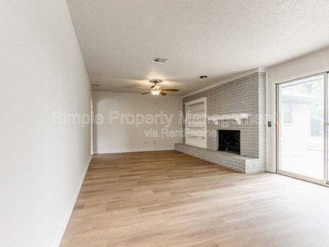Photo - 5816 NW 90th St