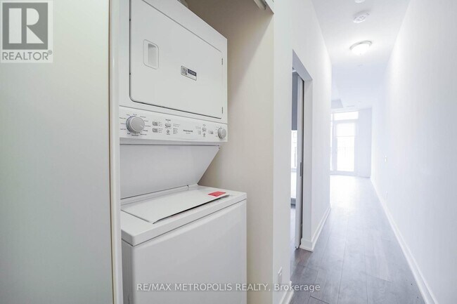 Photo - 2 Manderley Dr Unité 104