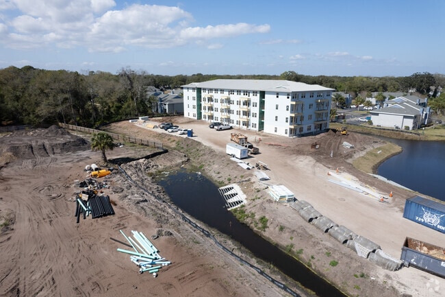 Building Photo - Surf Apartments