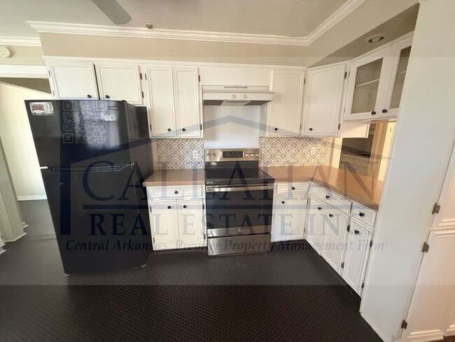 Photo - Heights 4 Bedroom