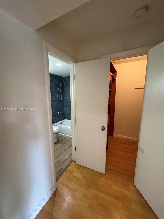 Photo - 645 NE 121st St Unit 304