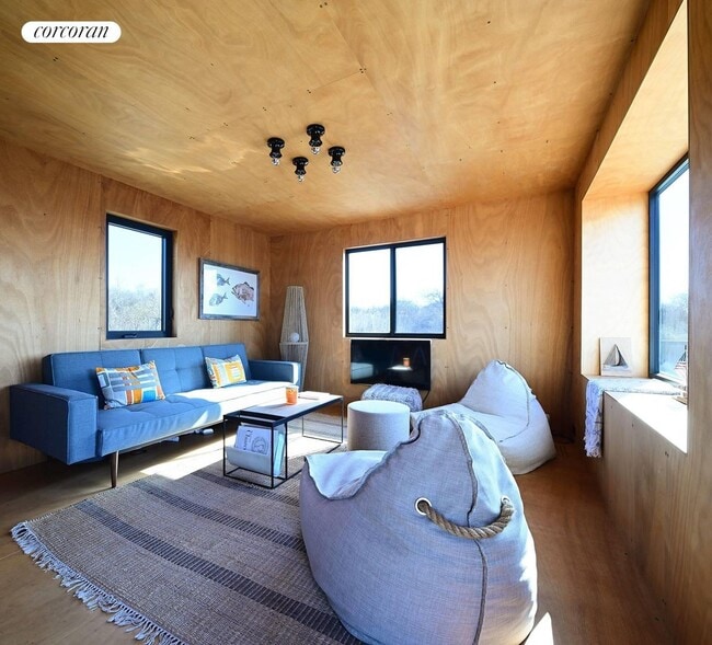 Photo - 100 Deforest Rd