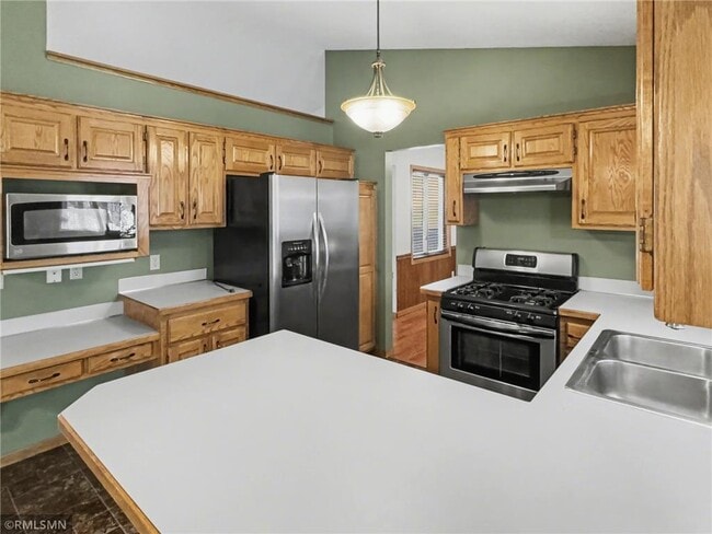 Photo - 12461 Larch St NW