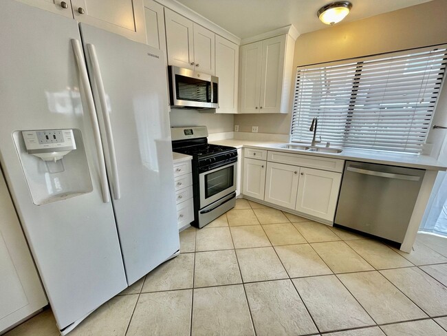 Photo - Discover the Essence of Irvine Living!
