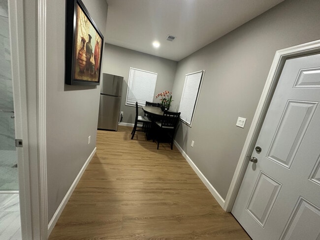 Photo - 2608 Village Ln