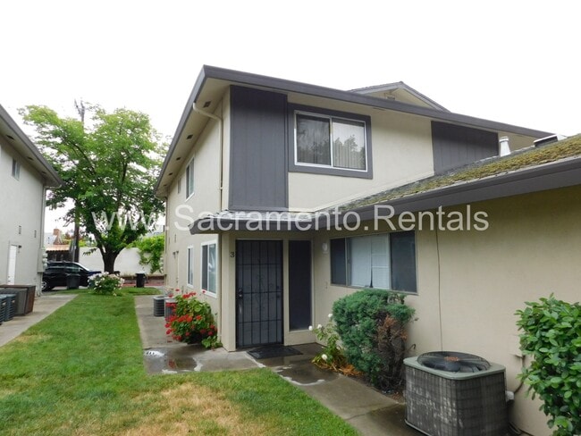 Building Photo - Spacious 2bd/1ba Foothill Farms Area Condo