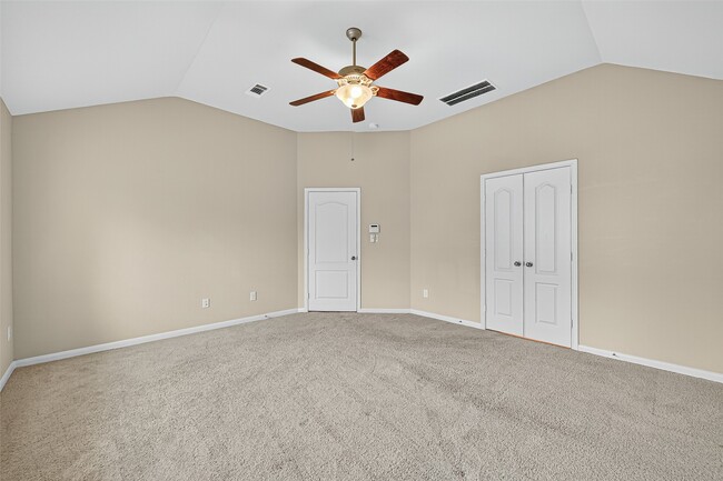 Building Photo - 18214 Almond Place Lane