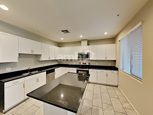 Photo - 20734 W Stone Hill Rd