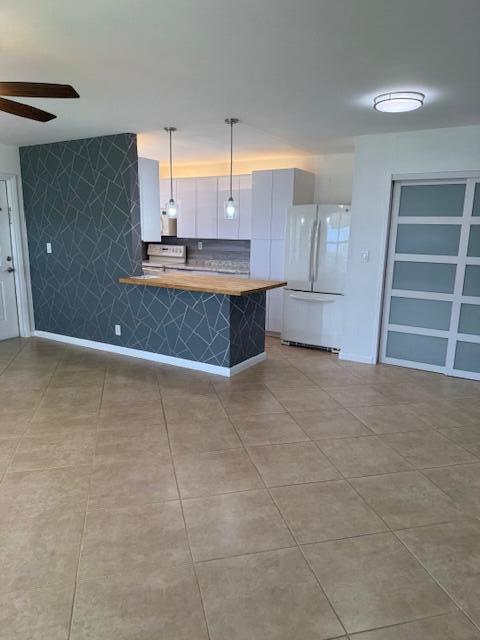 Photo - 115 Lakes End Dr Unit Apt D