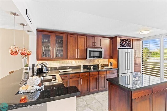 Photo - 1100 SE 5th Ct Unit 57