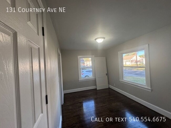 Photo - 131 Courtney Ave NE