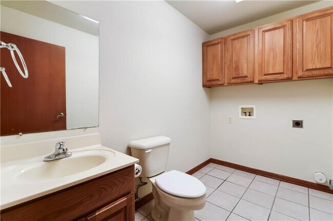 Photo - 2915 E Sterling Ct