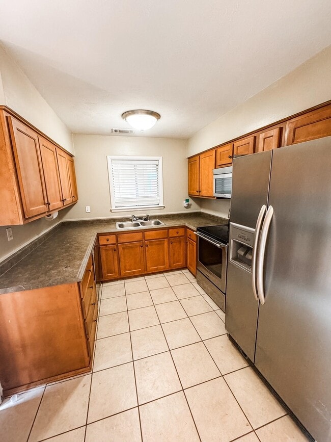Photo - 296 N Yates Rd