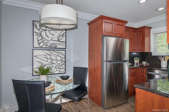 Photo - 45 Golden Ave Unit B10